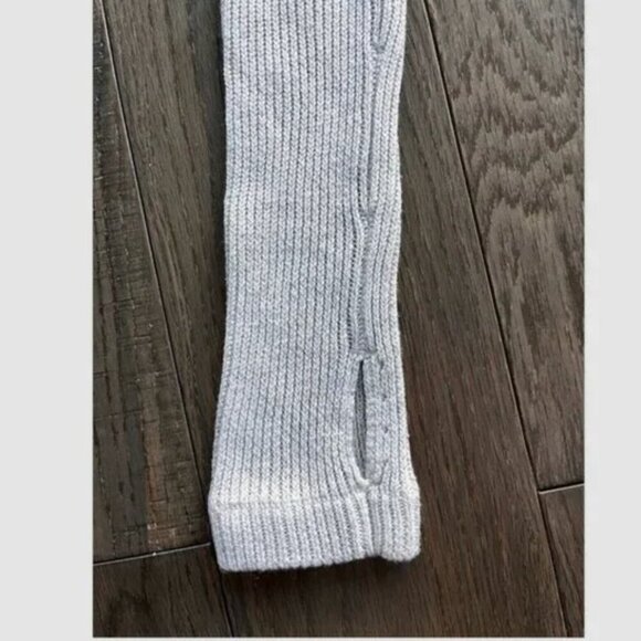 Lululemon Cabin Yogi Knit Sweater Women’s Size 4 Gray Athleisure Activewear - Picture 5 of 7